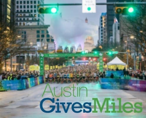 Crowd at Austin Gives Miles race start
